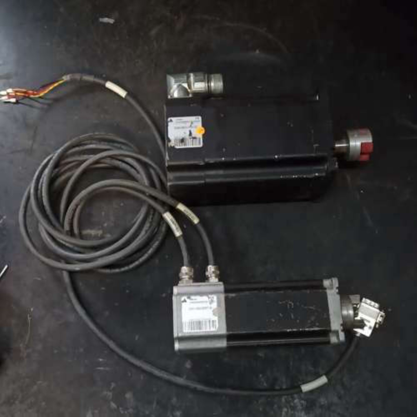 售前询价JANAER 伺服马达 23S41-0650-805P7 议