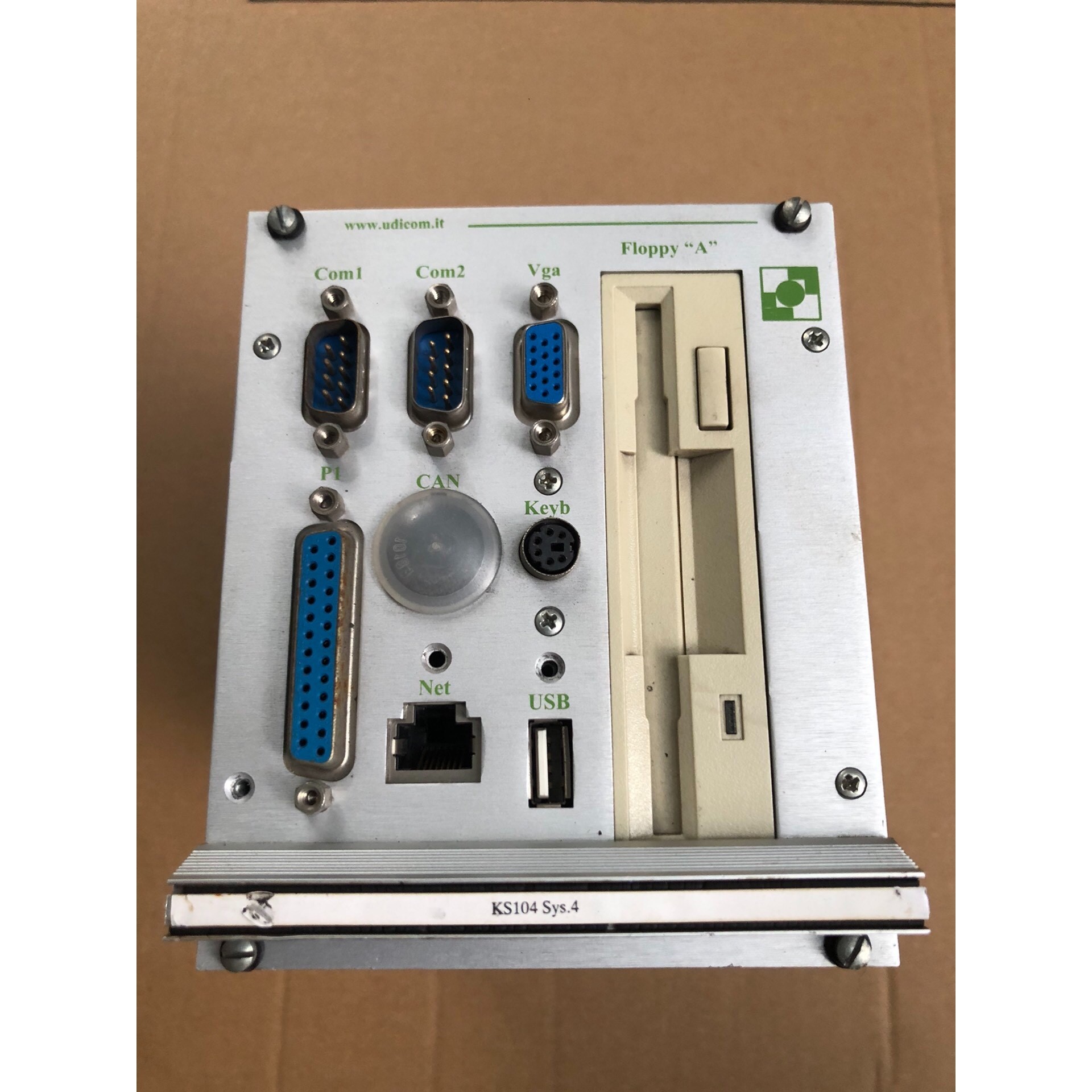 售前询价udicom ks104  Sys4 控制器成色不错功