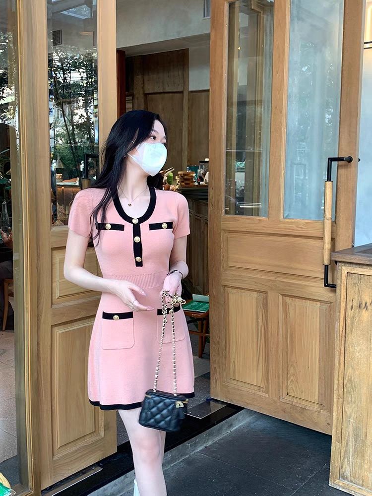 thepeachofficial4.18 20点 新品9折巴黎恋人小香针织连衣裙