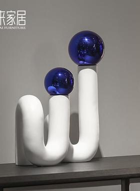 现代简约软装摆件创意弯曲白色艺术饰品样板房售楼部酒柜装饰陈设