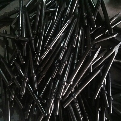 现货风镐钎子厂家定制尖头扁头G10风镐钎气动工具配件风镐