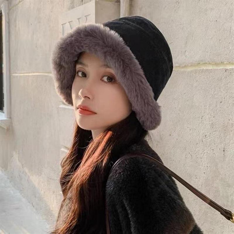 渔夫帽秋冬加厚简约时尚毛绒保暖女防寒防风护耳冬天卷边蒙古帽子