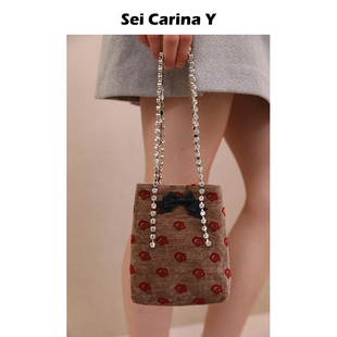 Sei Carina Y迷你钻链丝绒花朵方型包女手拎斜挎包甜美百搭秋冬款