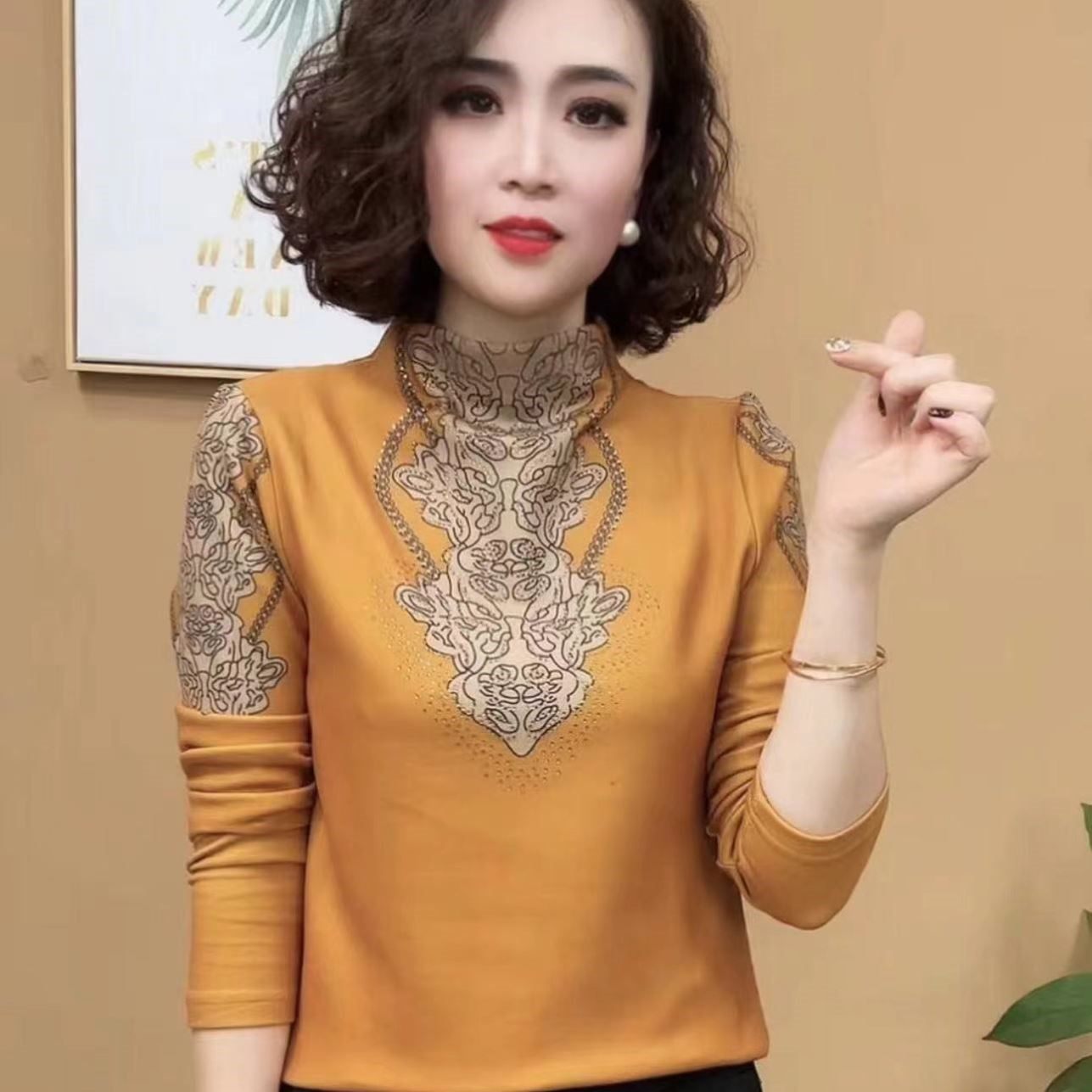 春秋新款长袖打底衫女洋气印花中年妈妈装半高领双面德绒保暖内衣
