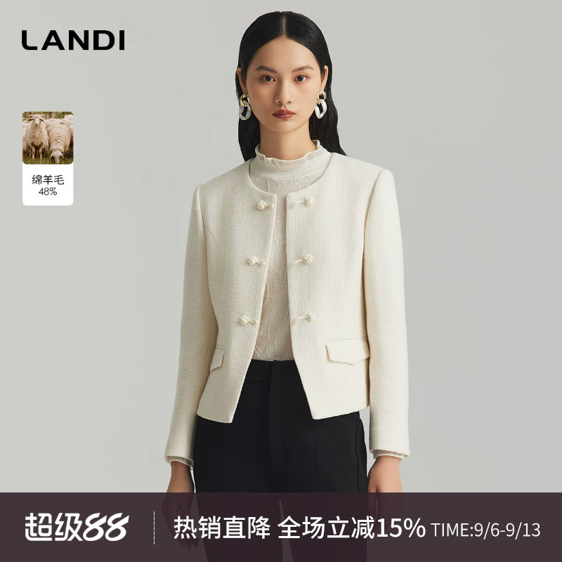 设计感新中式盘扣圆领短外套