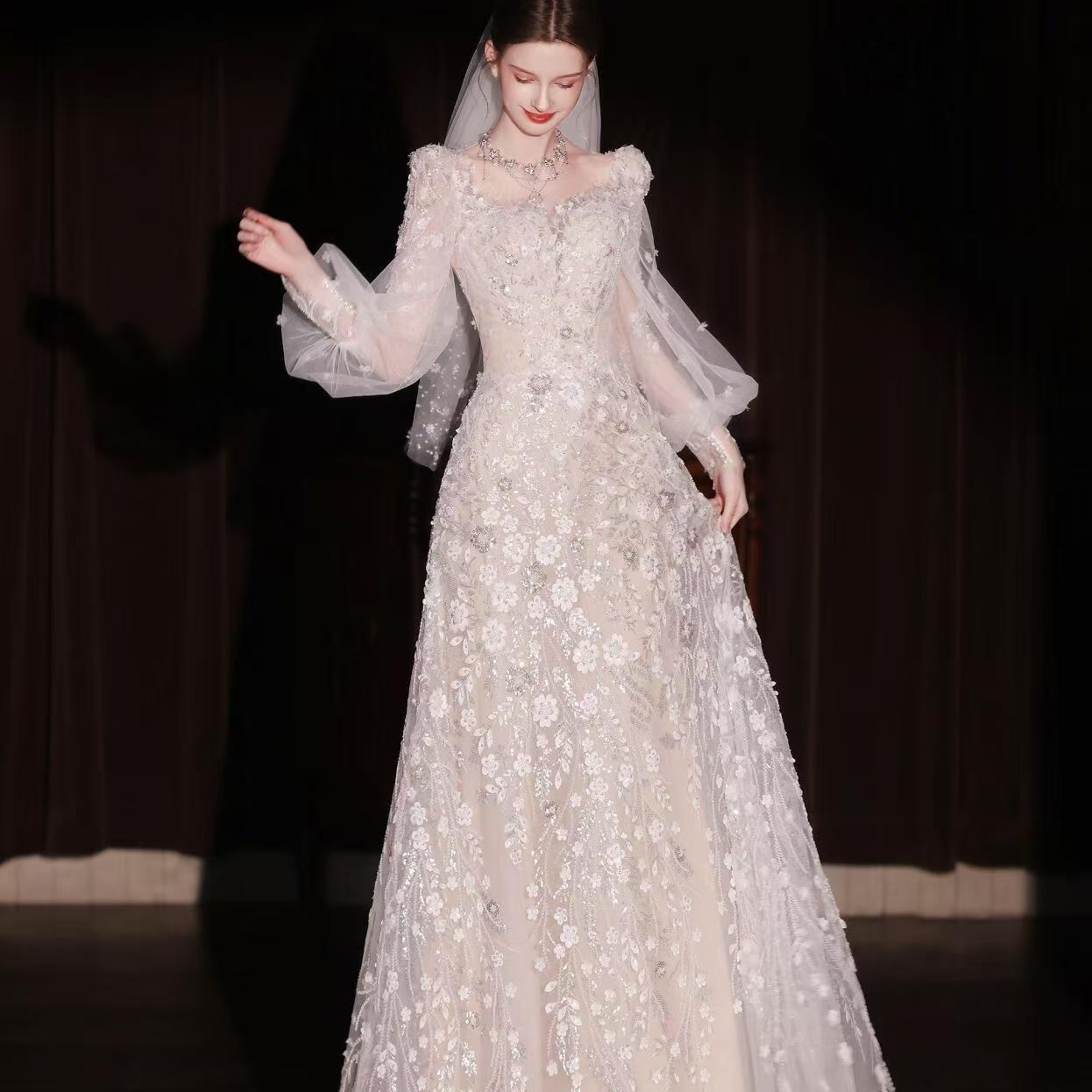 订婚钉珠显瘦仙女风泡泡袖刺绣