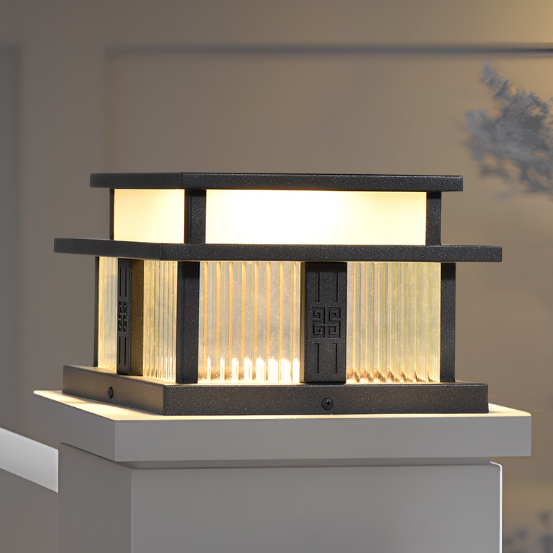 户外太阳能柱头灯防水中式