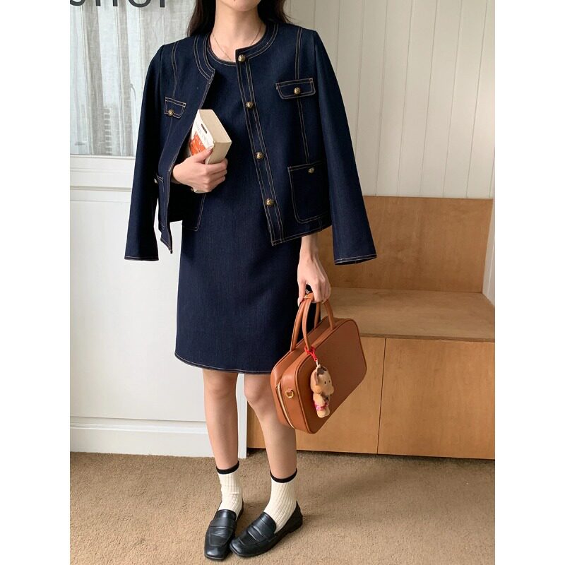 赴裳 2026新款  明线外缝 中古牛仔色小香风外套背心裙两件套女士