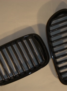 BMW宝马原厂 新5系F10F18 520 523 528 535Performance亮黑色中网