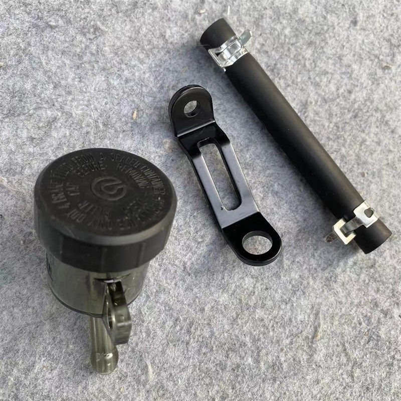 摩托电动车小牛布雷博改装直推上泵透明前后分体油杯透明油壶油管