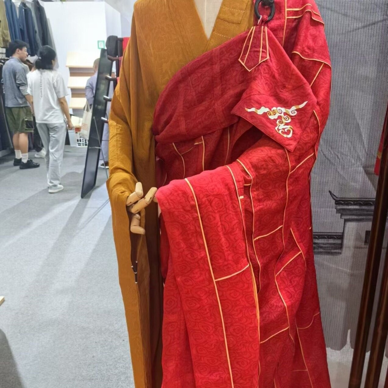 特价僧服祖衣新中式法衣袈裟亚麻金边佛衣法会红色和尚搭衣定制原