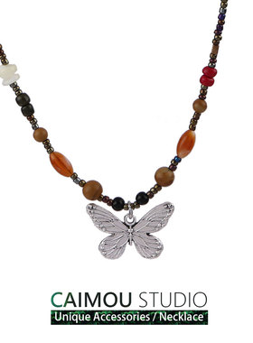 美拉德复古串珠蝴蝶项链女款轻奢