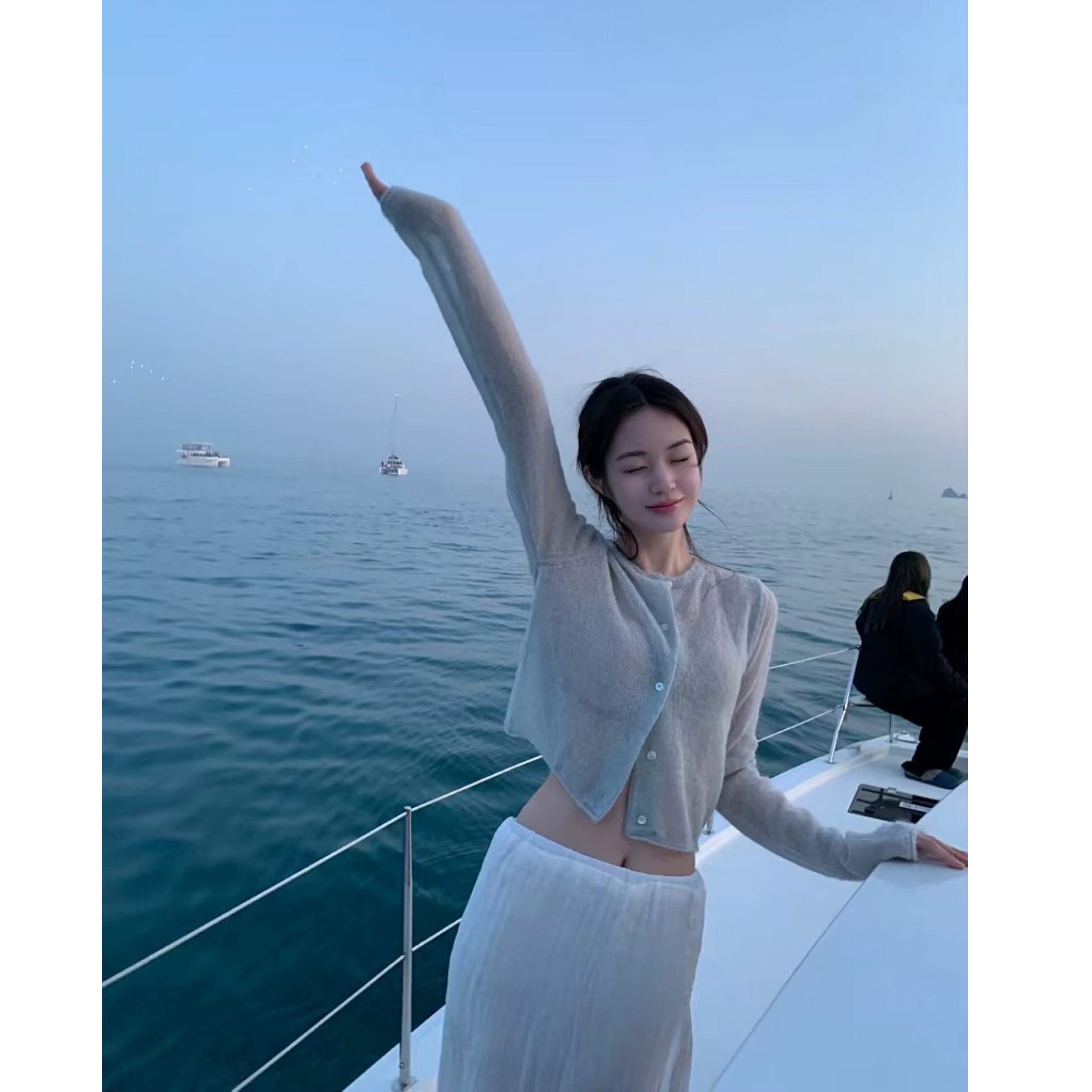 VERIDIAN DEW-韩国vege*able蔬菜家 氛围感圆领 薄款防晒针织开衫