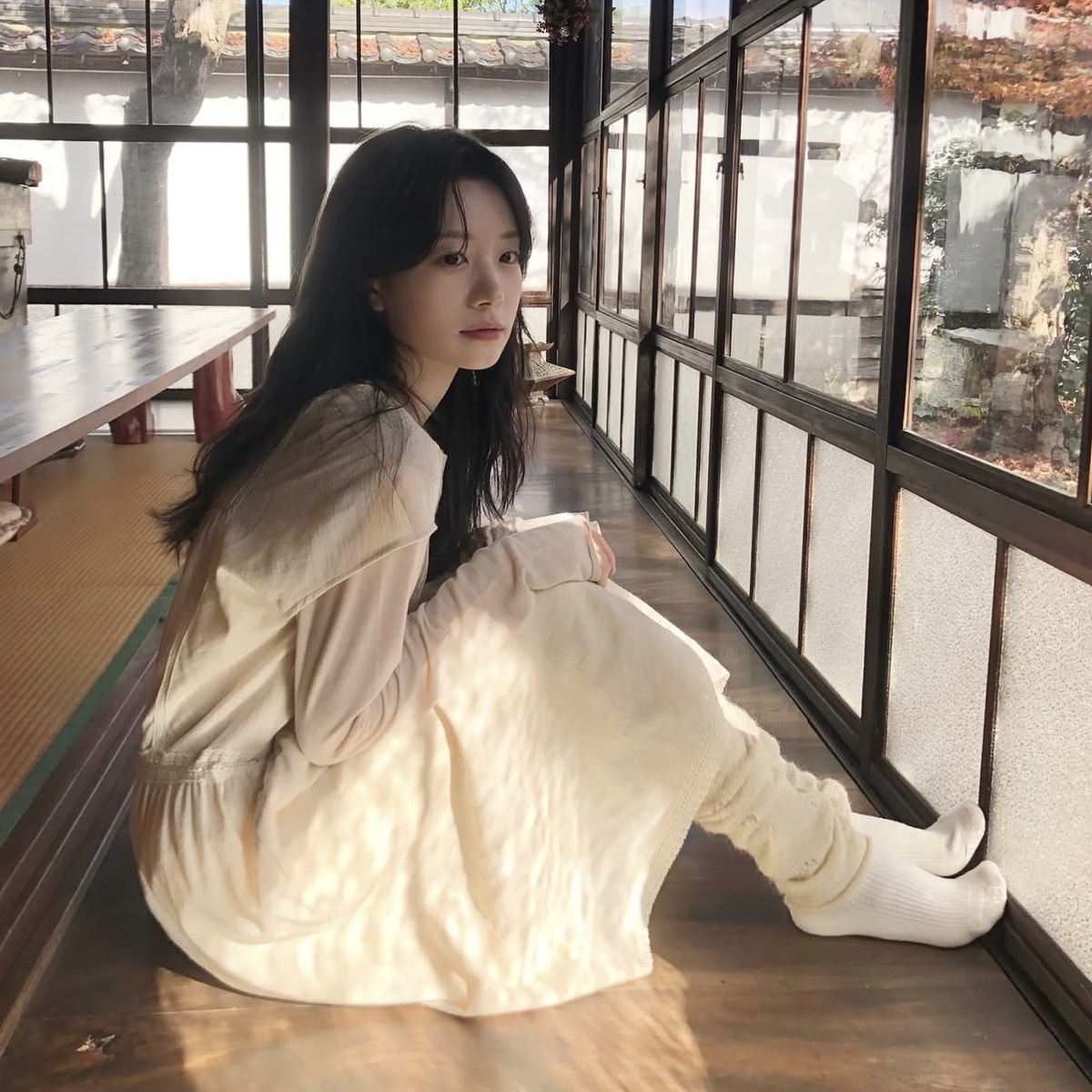 VERIDIAN DEW-韩国小众品牌 snug*ok 夏季新款压褶蕾丝拼接连衣裙