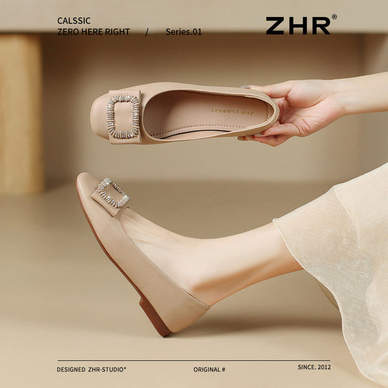 平底单鞋女2026春夏新款舒适软底皮鞋配裙子一脚蹬百搭女鞋妈妈鞋