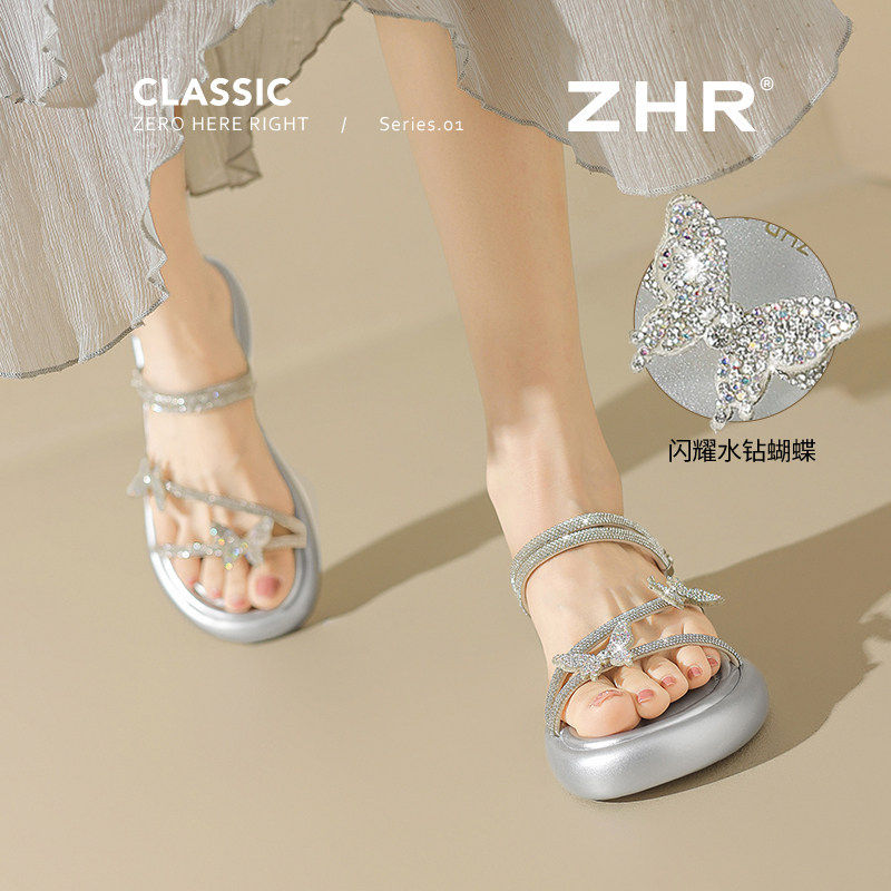 平底凉鞋女夏季外穿2026新款厚底水钻蝴蝶结法式软底凉拖鞋配裙子