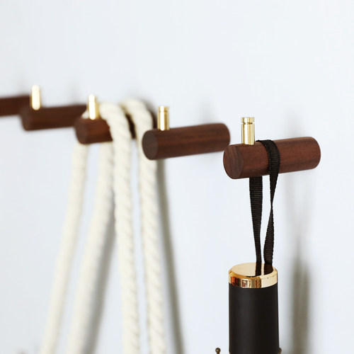 挂钩实木打孔进门入户玄关墙壁