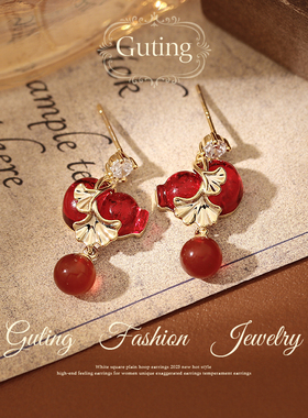 古婷红色招财葫芦珍珠银杏叶耳环女2025新款爆款冬季耳饰气质耳钉