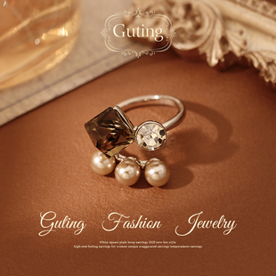 古婷单颗锆石方块珍珠开口戒指女轻奢高级感尾戒2025新款爆款