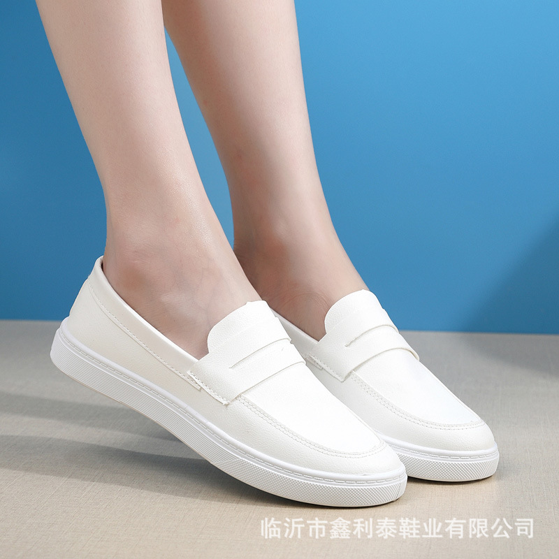 春夏护士鞋女软底不累脚白色医护鞋舒适防滑平底单鞋一脚蹬小白鞋