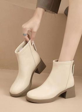 中跟加绒小短靴女鞋2025秋冬新款单靴法式白色瘦瘦靴粗跟马丁靴子