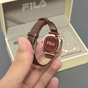 FILA斐乐手表复古女士款 大学生考试青少年轻奢小众方腕表礼盒6572