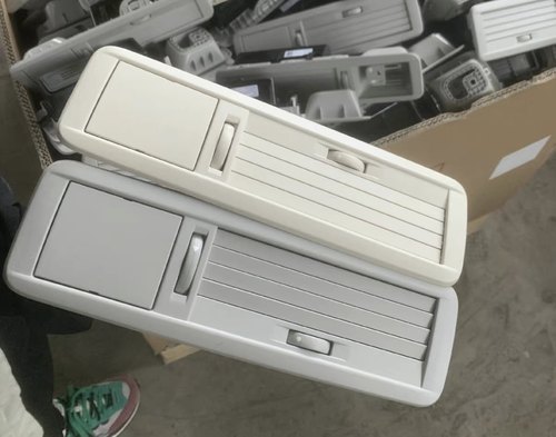 福建奔驰新威霆 V260 V260L后空调出风口，后排顶棚出风口