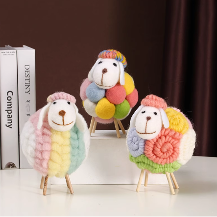 彩色羊摆件客厅轻奢电视柜酒柜卡通爱心羊小公仔网红儿童房装饰品