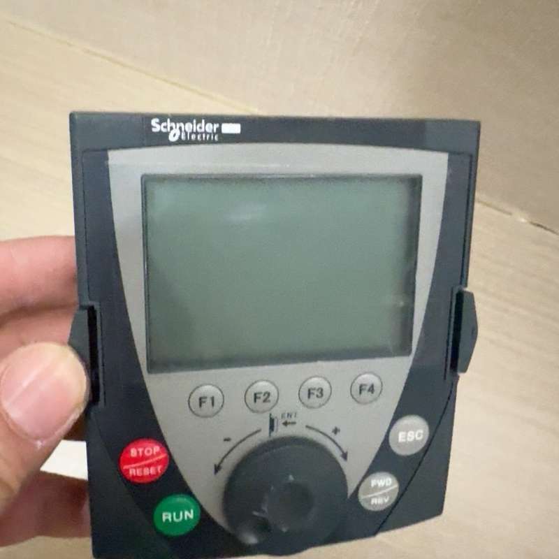 请议价-施耐德变频器中文多功能面板,型号VW3A1101,适用于AT