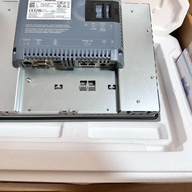 请议价-6AV2124-0MC01-0AX0 99新 带盒子包装 有