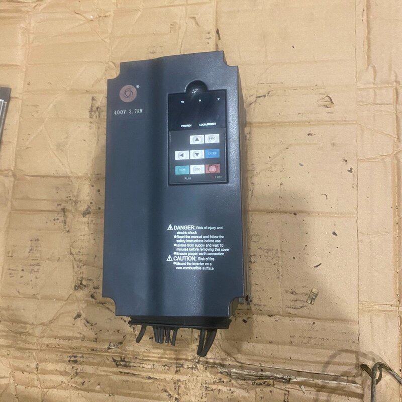 请议价-众辰变频器H6400A03D7K,原装拆机,380v,3.7