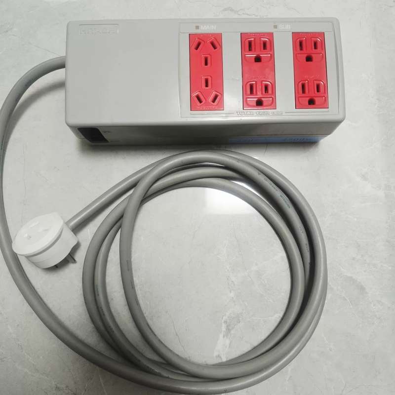 请议价-进口带滤波插排，总空开电源通断，分支可再独立开关，适