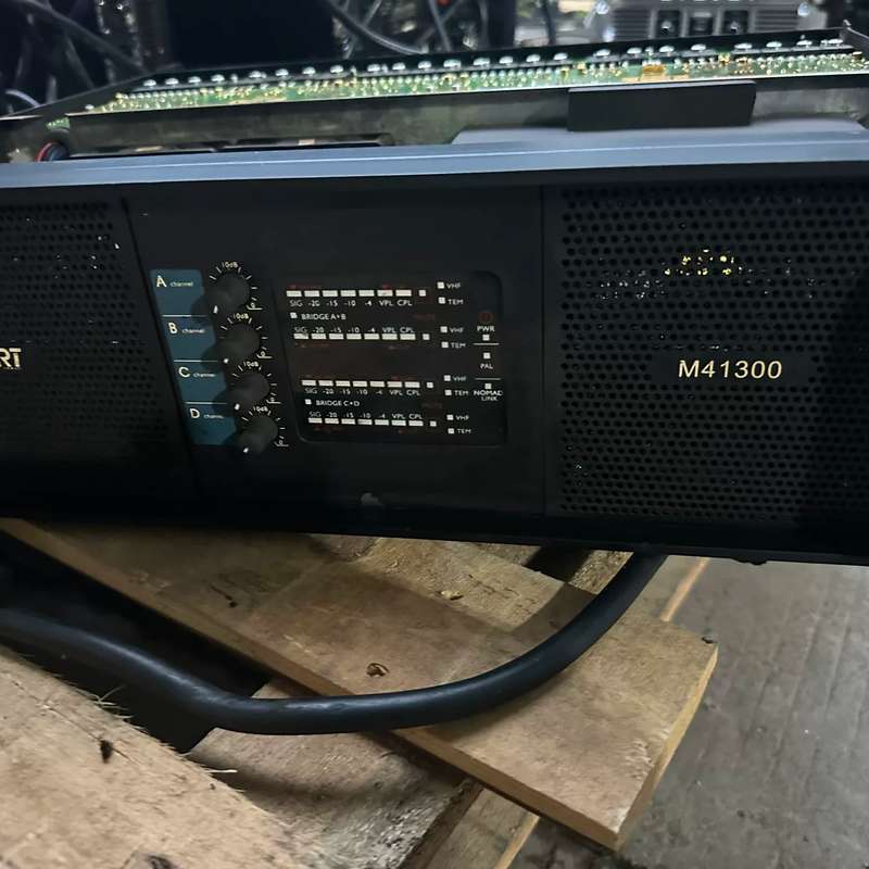 请议价-出一台M41300专业功放,四通道,无拆无修,保证原装!功
