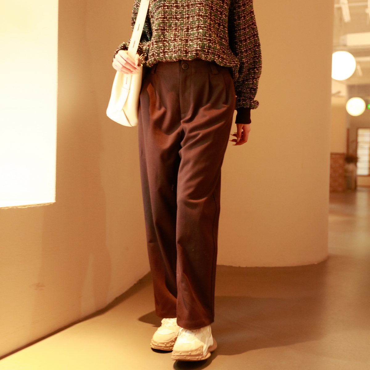 西町村屋英伦风哈伦裤女冬季新款质感通勤简约百搭裤子HD8301002