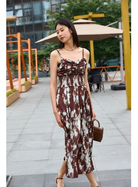 西町村屋美式复古吊带裙女夏季新款气质休闲收腰连衣裙AB9404022