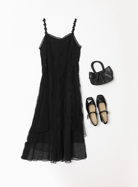 西町村屋法式飘逸刺绣吊带裙女夏季新款气质长款连衣裙AB9404041