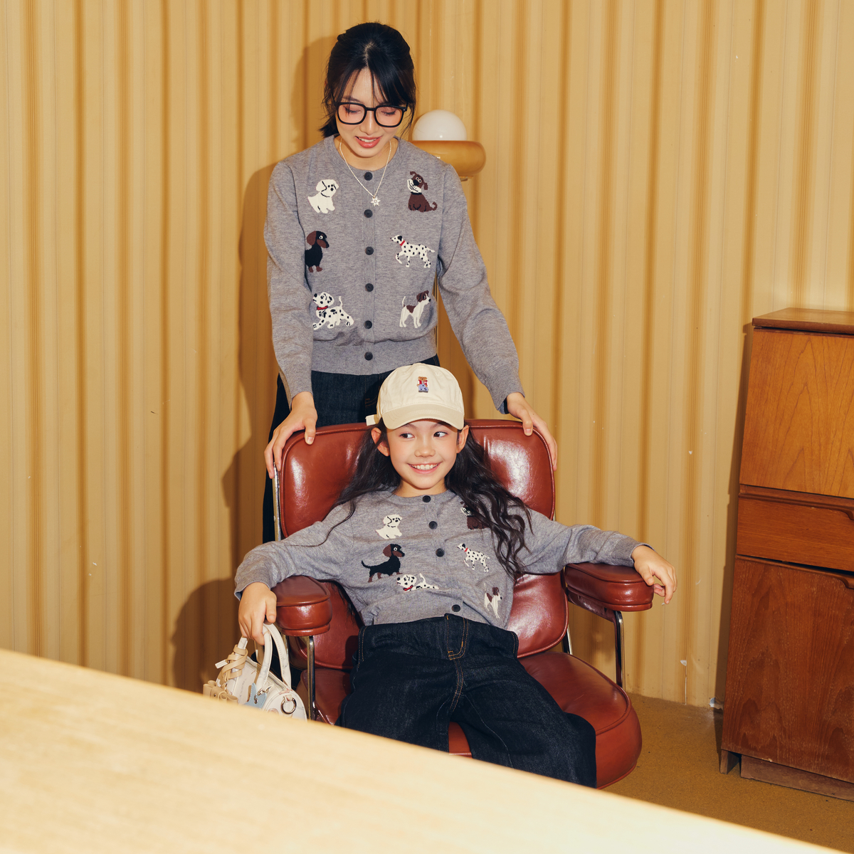 西町村屋趣味小狗开衫女装2025秋季新款提花文艺感外套CAAC10147