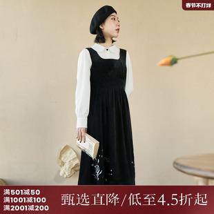 西町村屋学院风背带裙女装冬季新款减龄刺绣韩系风裙子AD8403001