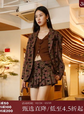 西町村屋外搭女秋新款国风蝴蝶植绒格纹西装中长款外套AC8218010