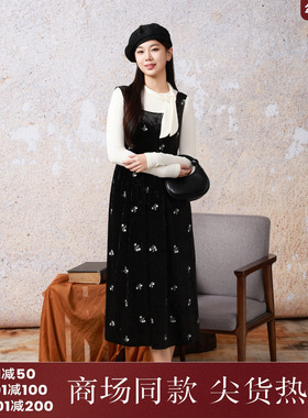 西町村屋法式丝绒套装女装秋冬新款复古小衫裙子两件套XH9D10118