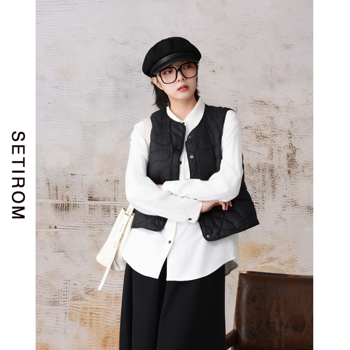 西町村屋不规则轻薄羽绒马甲女