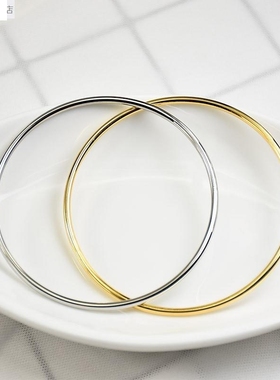 钛钢2单线圈光面手镯 不锈钢简约饰品不褪色圆形情侣闭口手环百搭