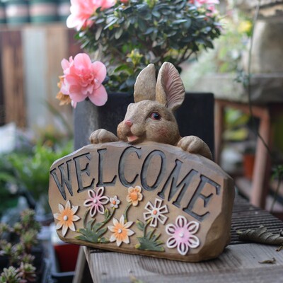 花园welcome迎宾可爱风卡通兔子
