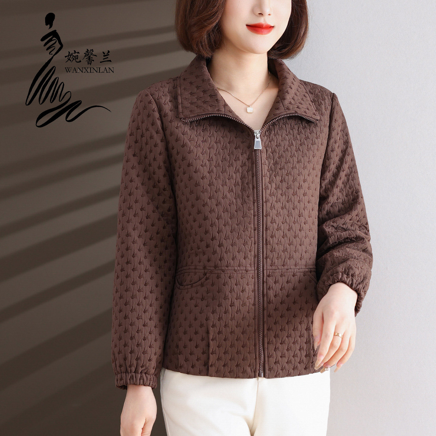 2026妈妈早春新款翻领拉链外套中老年女装洋气时尚宽松夹克衫上衣