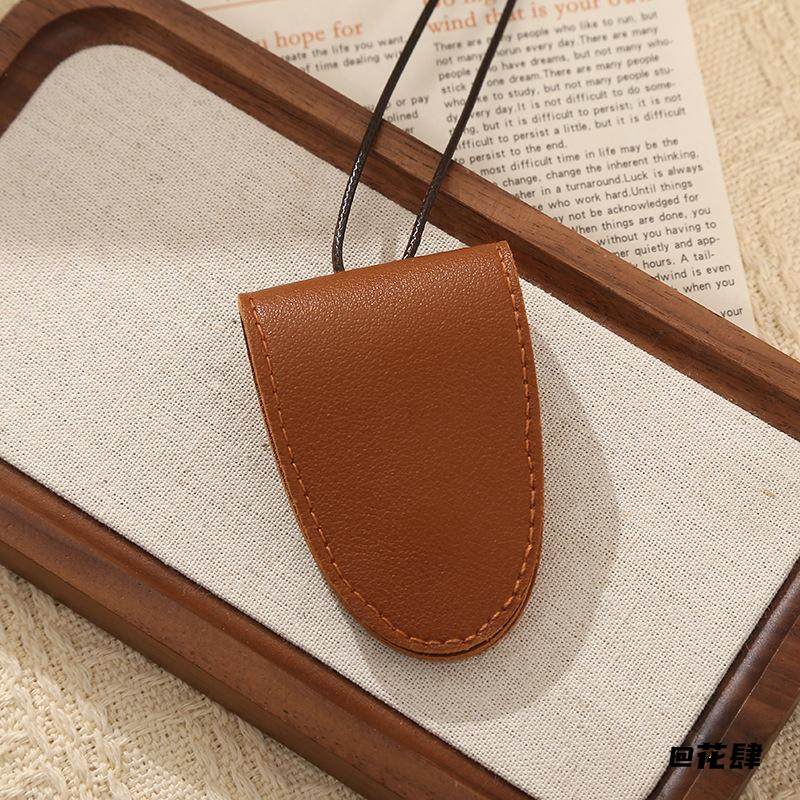 钥匙包按扣墨镜收纳时尚潮人时装配饰棕色配饰皮质挂脖眼镜夹黑色,收纳整理,卡包/证件包,淘宝优惠券,粉丝福利购,淘宝优惠卷