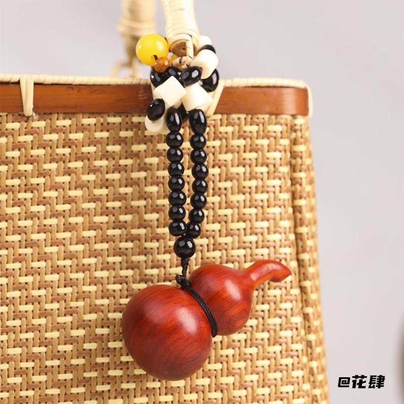 胡麻将钥匙扣新款挂饰吊坠紫檀木把把壶挂件创意女礼品文玩手把件,汽车用品/电子/清洗/改装,车挂,淘宝优惠券,粉丝福利购,淘宝优惠卷