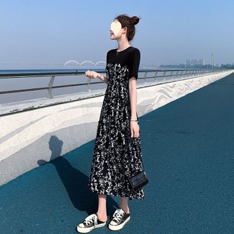 连衣裙女2025夏装新款赫本风中长款碎花裙气质高腰显瘦短袖长裙子