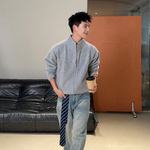 Holocene潮牌重磅保暖开衫针织衫