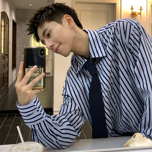 情侣春秋季 衬衫 设计感高级痞帅港风衬衣 潮牌条纹长袖 Holocene美式