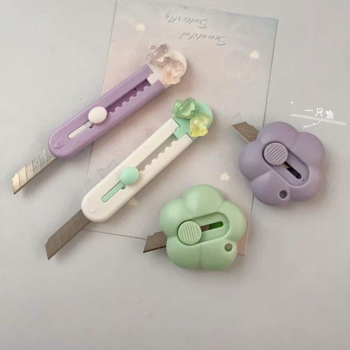 花朵小鱼蝴蝶结美工刀